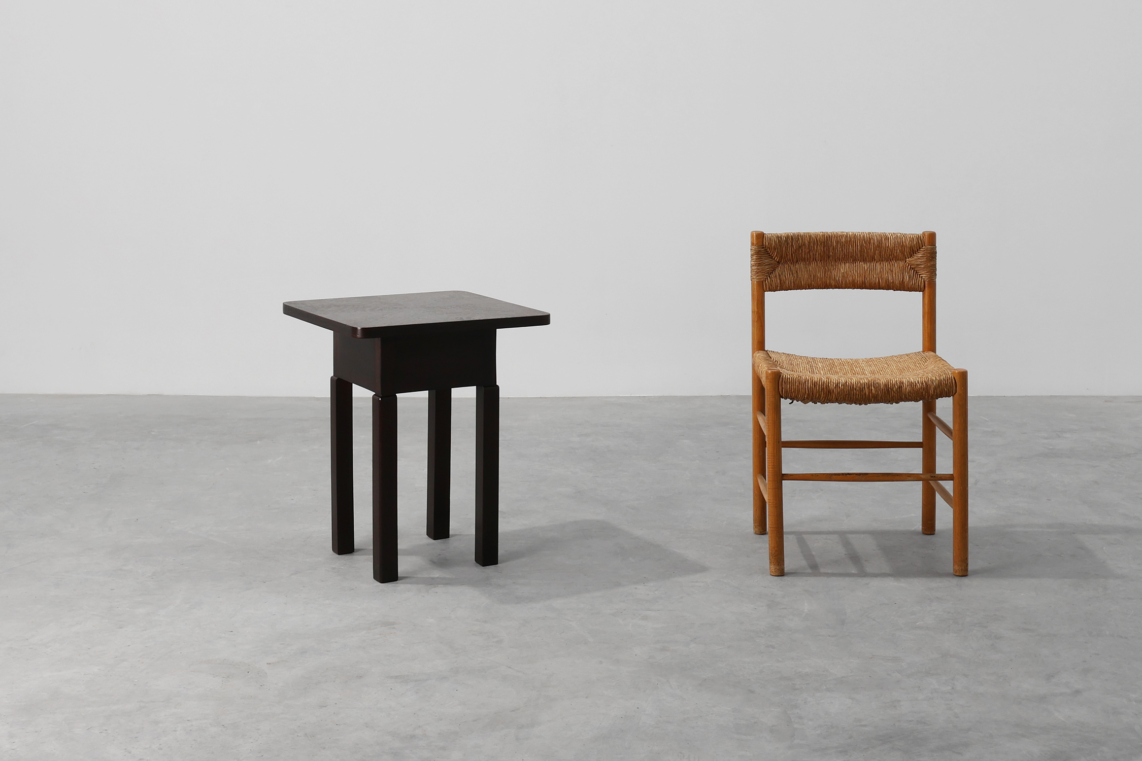 Art Deco square Oak Side Table, France, circa 1920thumbnail